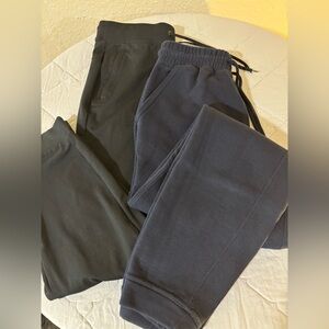 LOT of 2 sweatpants/joggers, size S